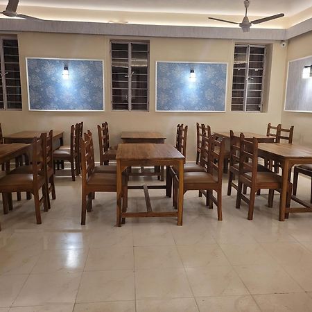 Hotel Ananda Kashi Varanasi Exterior foto